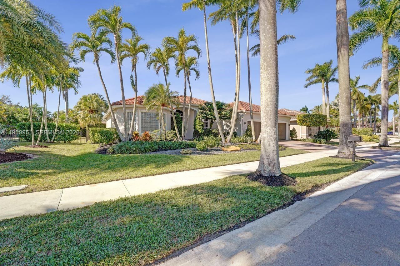 2533 Eagle Run Cir, Weston, FL 33327 Photo