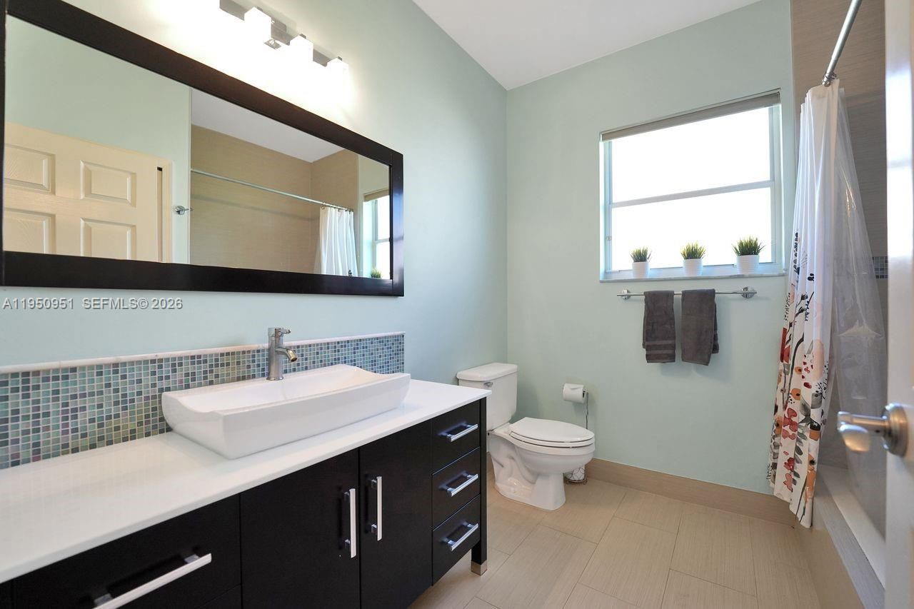 2533 Eagle Run Cir, Weston, FL 33327 Photo