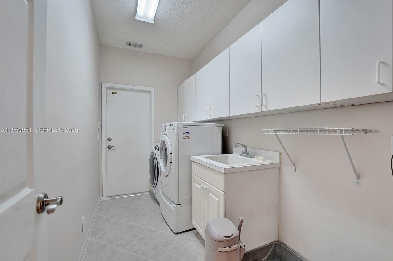 2533 Eagle Run Cir, Weston, FL 33327 Photo