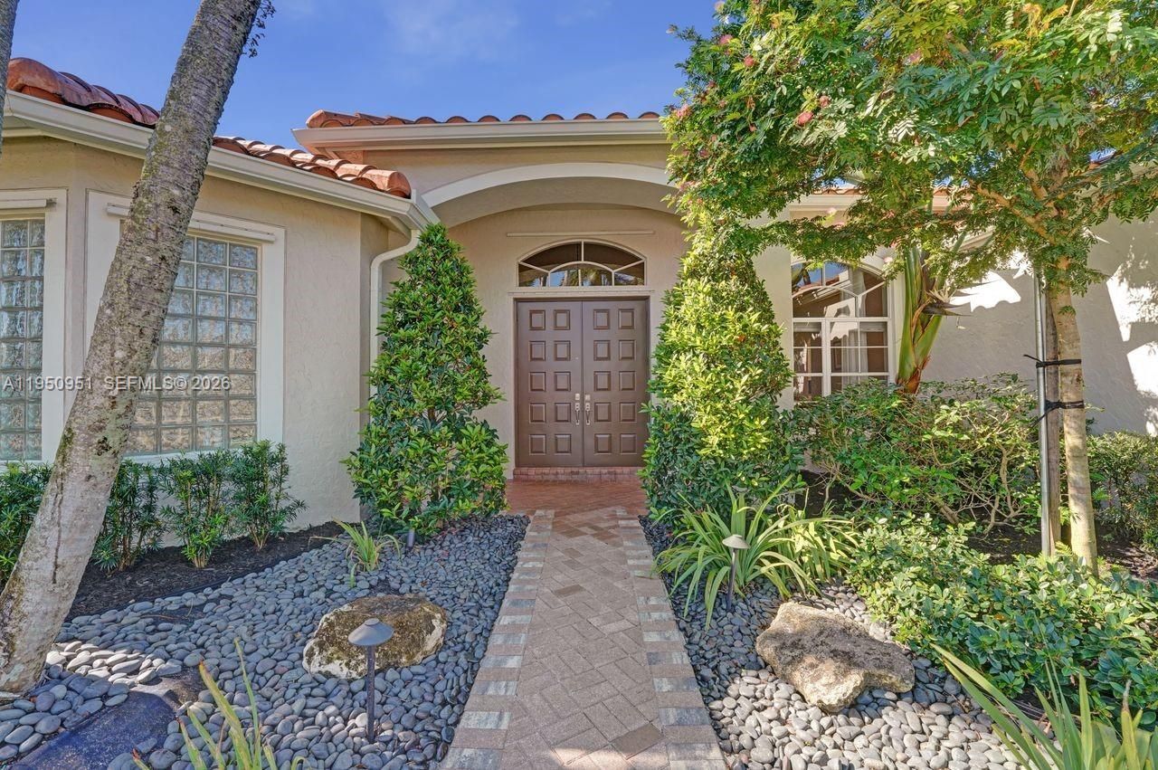 2533 Eagle Run Cir, Weston, FL 33327 Photo