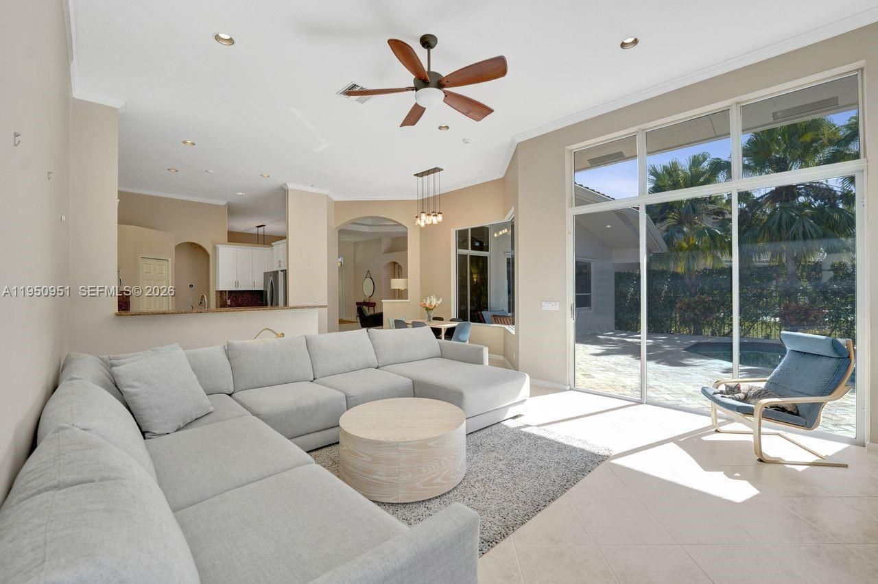 2533 Eagle Run Cir, Weston, FL 33327 Photo