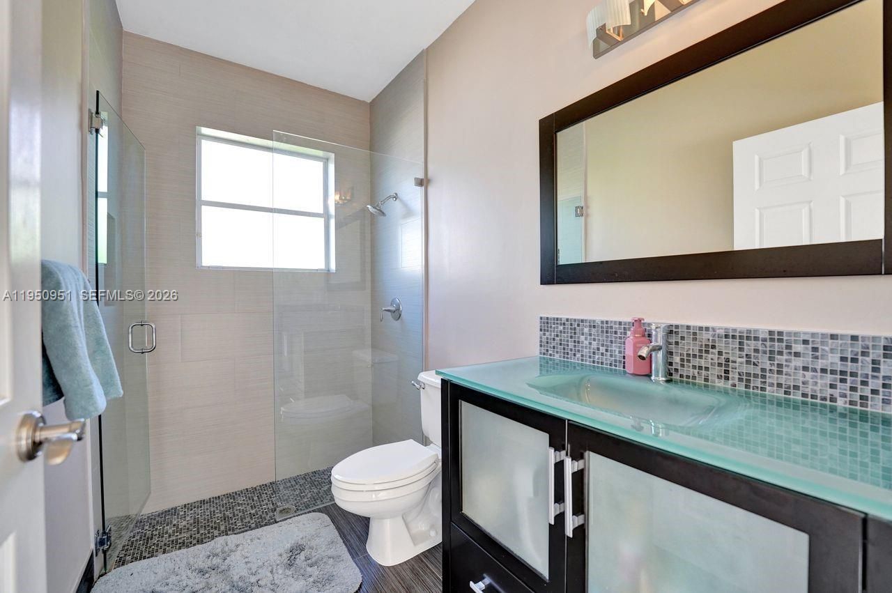 2533 Eagle Run Cir, Weston, FL 33327 Photo