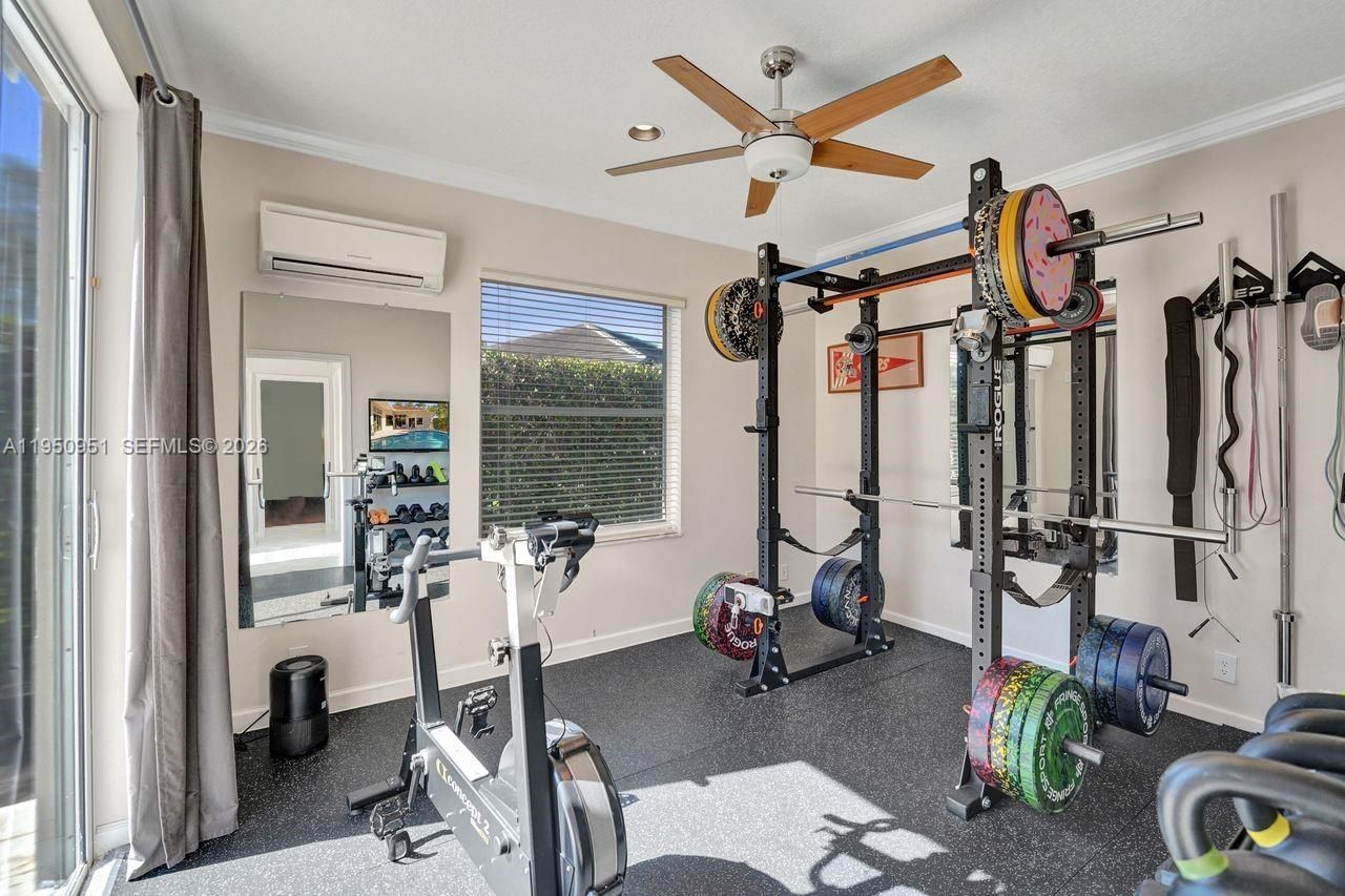 2533 Eagle Run Cir, Weston, FL 33327 Photo