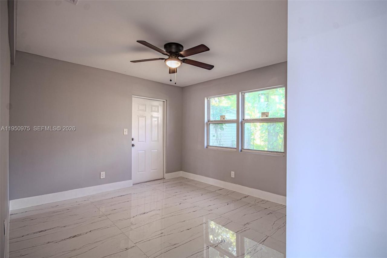 3313 NW 36th Ter, Lauderdale Lakes, FL 33309 Photo