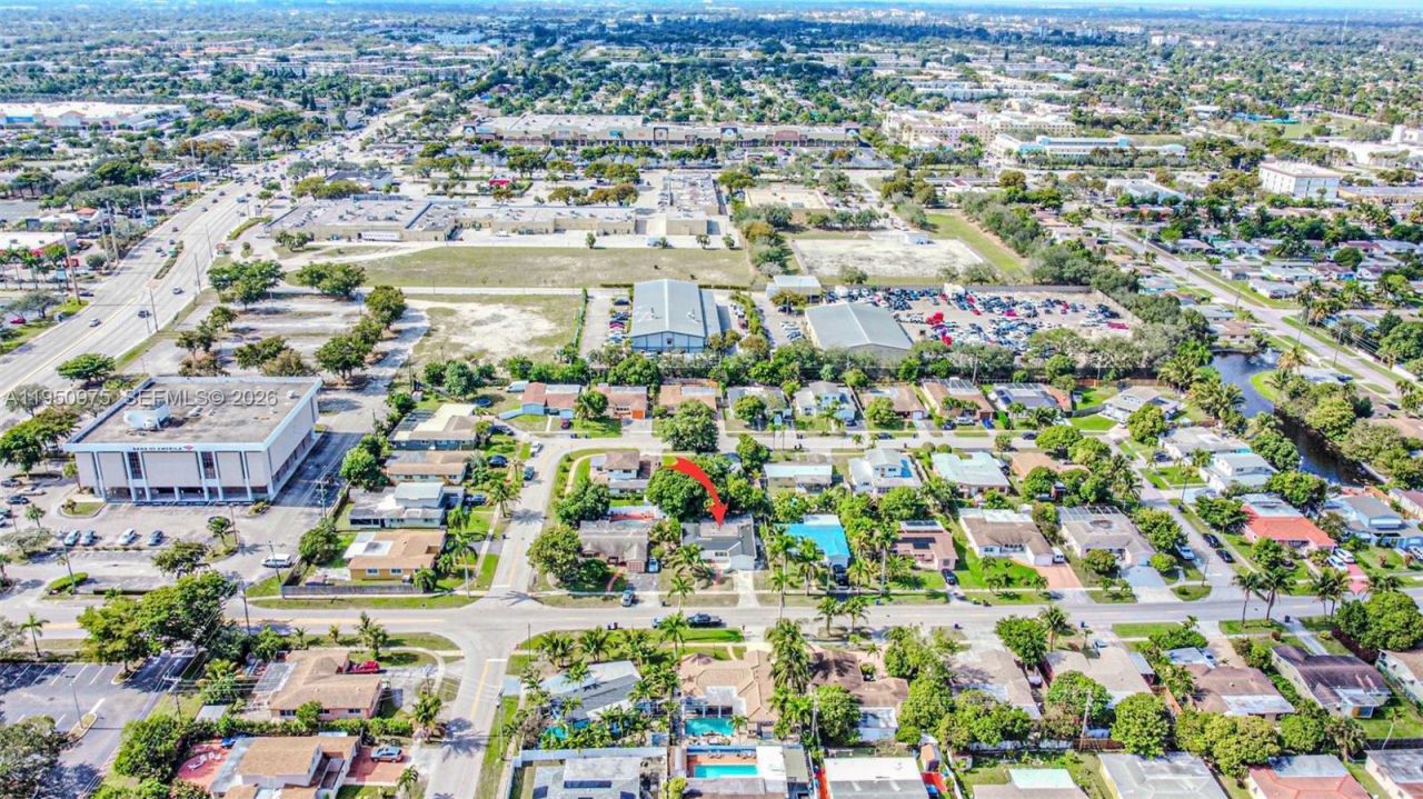 3313 NW 36th Ter, Lauderdale Lakes, FL 33309 Photo