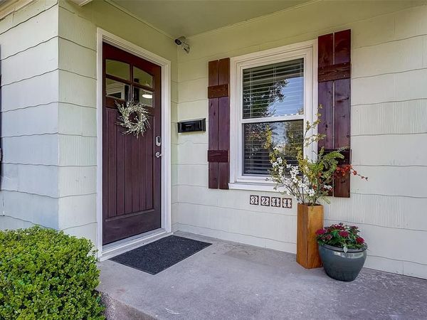 3244 Sandage Avenue, Fort Worth, TX 76109