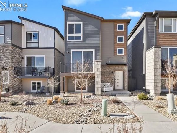 6841 Starry Night Lane, Colorado Springs, CO 80923