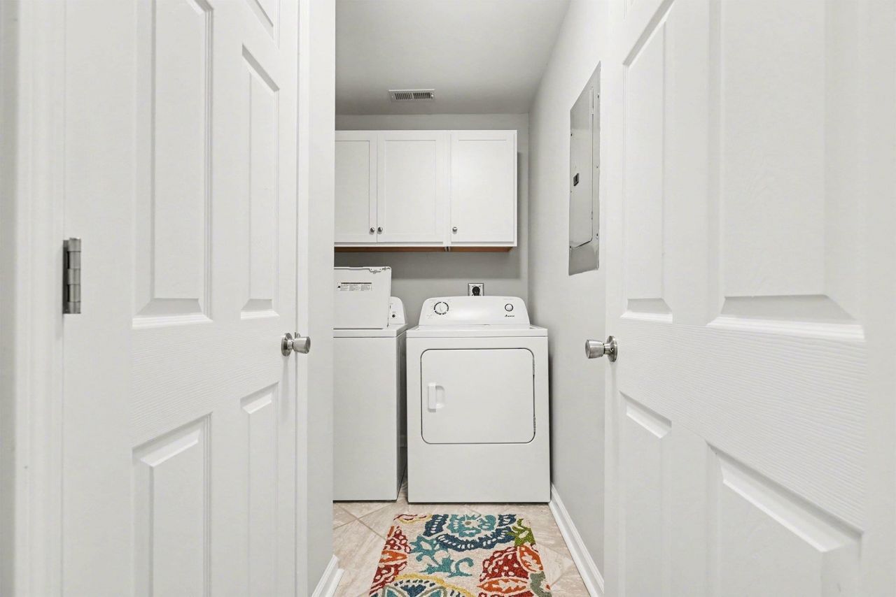 4970 Windsor Green Way Photo 27