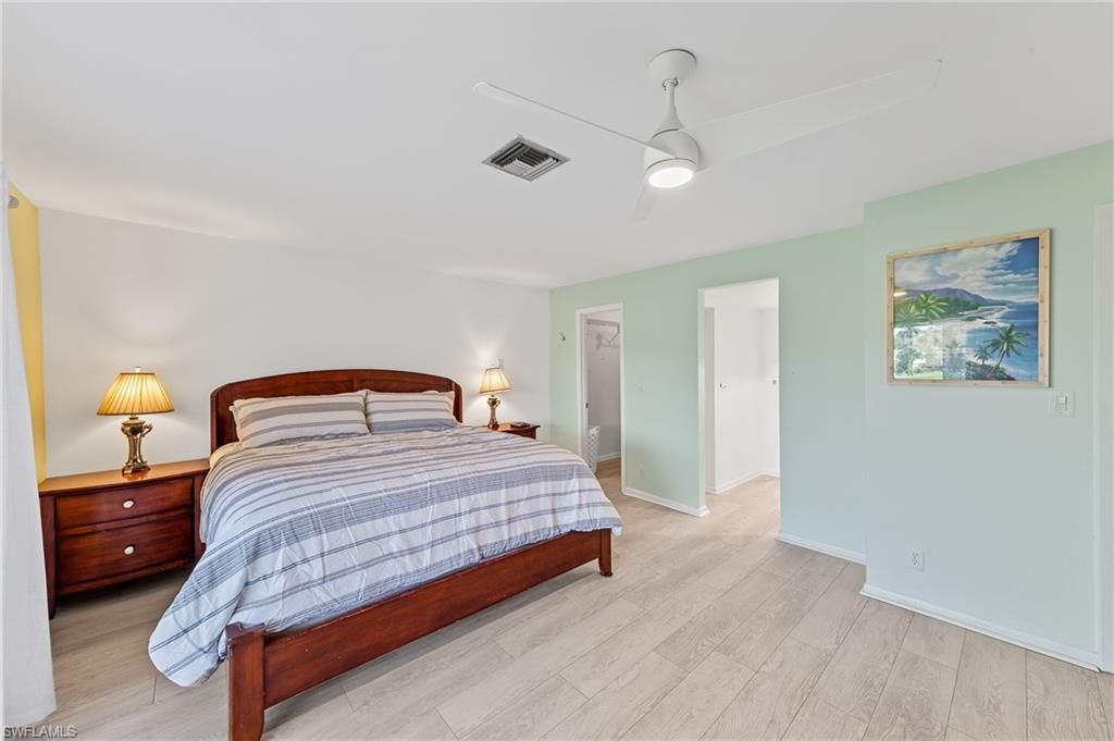 378 Palm Dr, Unit 4, Naples, FL 34112 Photo