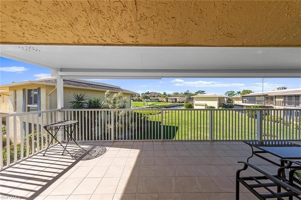 378 Palm Dr, Unit 4, Naples, FL 34112 Photo