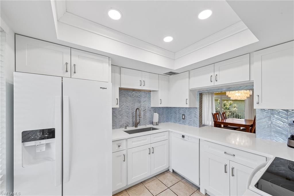 378 Palm Dr, Unit 4, Naples, FL 34112 Photo
