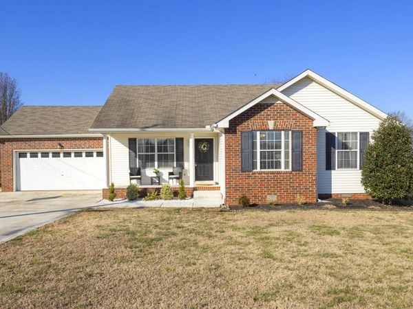 2923 Kedzie Dr, Murfreesboro, TN 37130