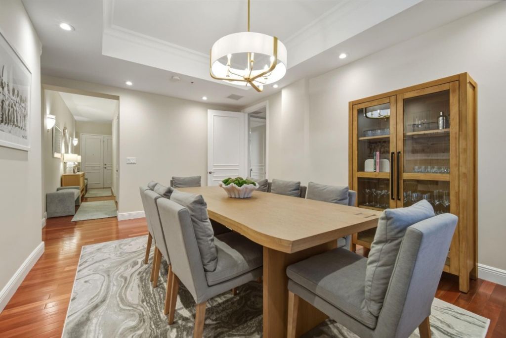 1121 Madruga Avenue, Unit 201, Coral Gables, FL 33146 Photo