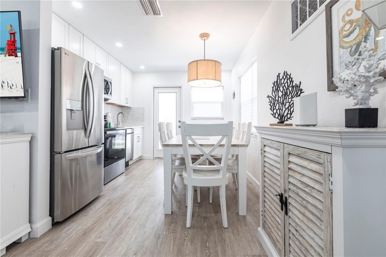 6020 Midnight Pass Road, Unit 7, Sarasota, FL 34242 Photo