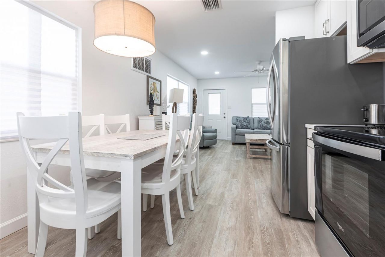 6020 Midnight Pass Road, Unit 7, Sarasota, FL 34242 Photo