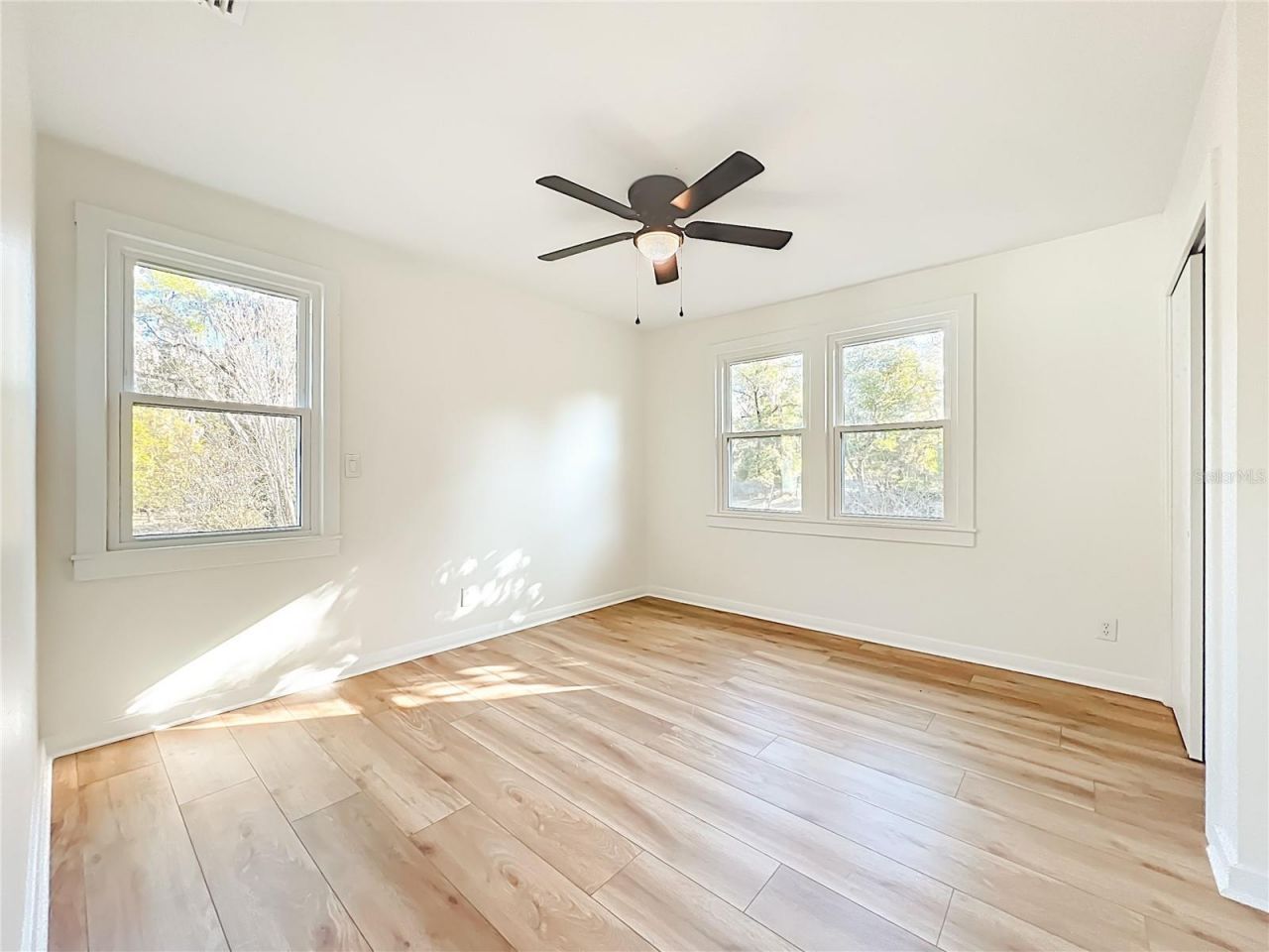 19037 Ravenswood Road, Altoona, FL 32702 Photo