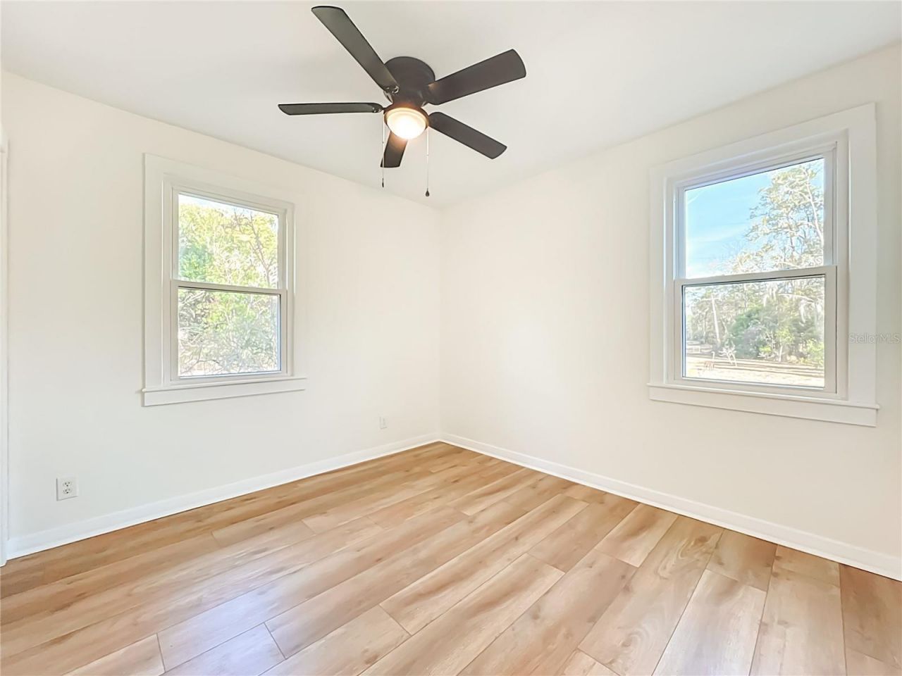 19037 Ravenswood Road, Altoona, FL 32702 Photo