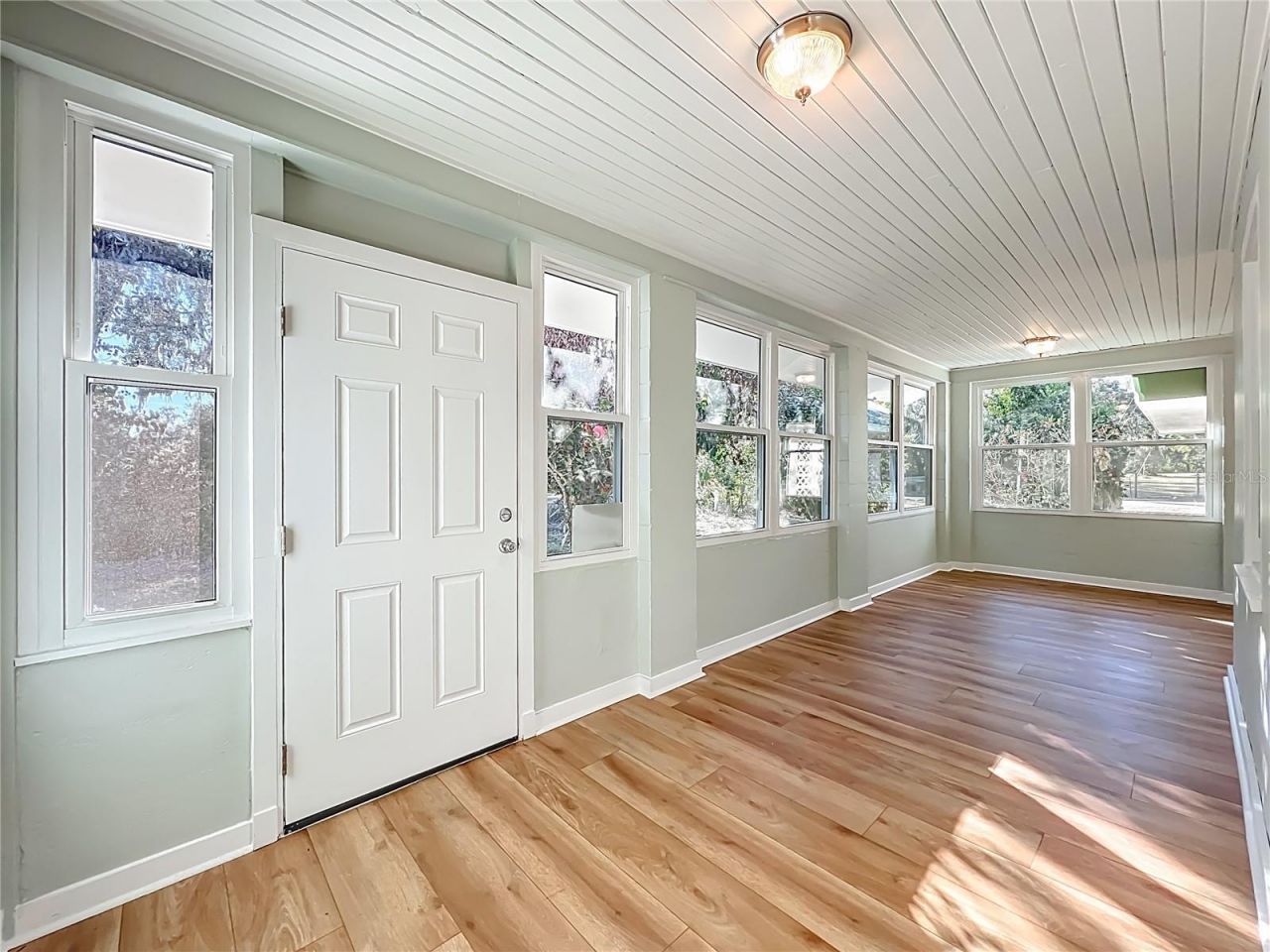 19037 Ravenswood Road, Altoona, FL 32702 Photo