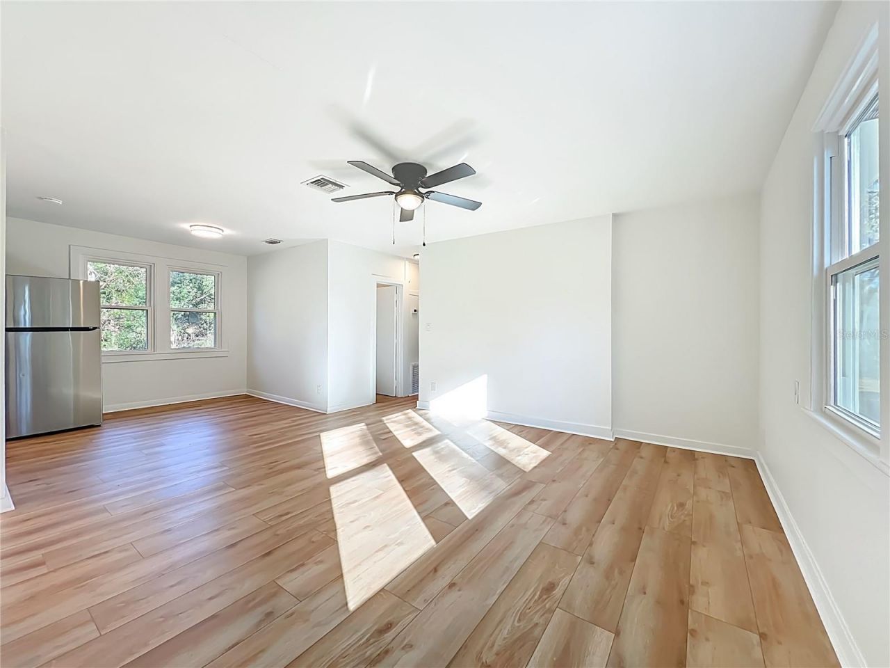 19037 Ravenswood Road, Altoona, FL 32702 Photo