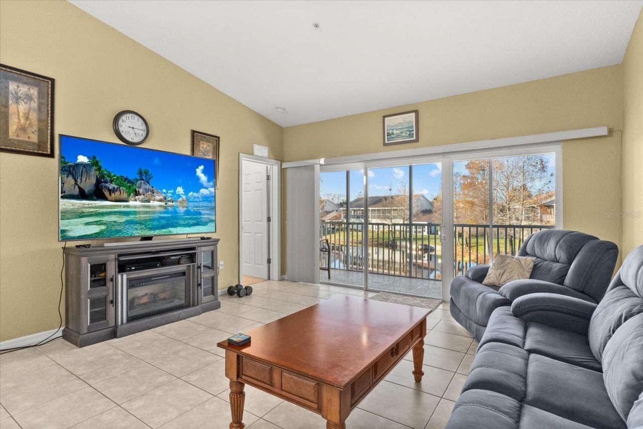 7040 Strand Circle, Unit 201, Bradenton, FL 34203 Photo