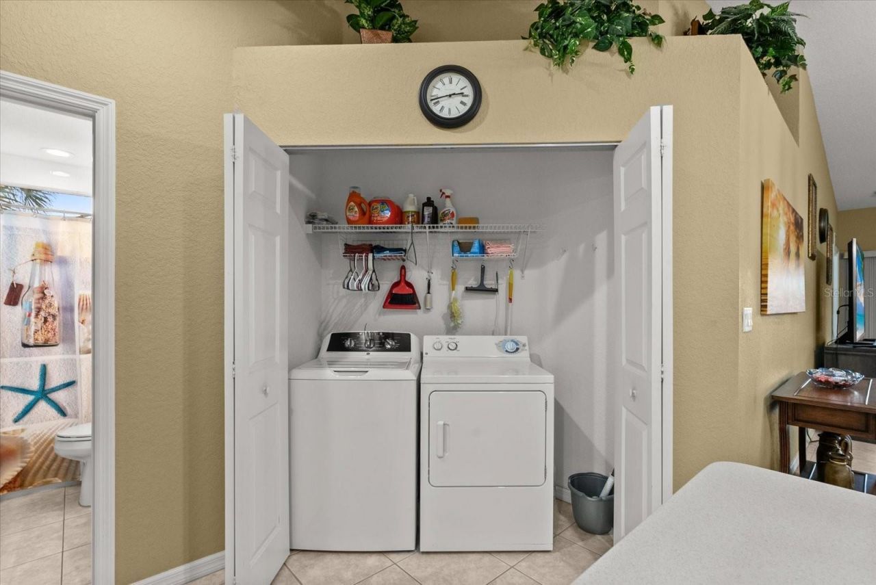 7040 Strand Circle, Unit 201, Bradenton, FL 34203 Photo