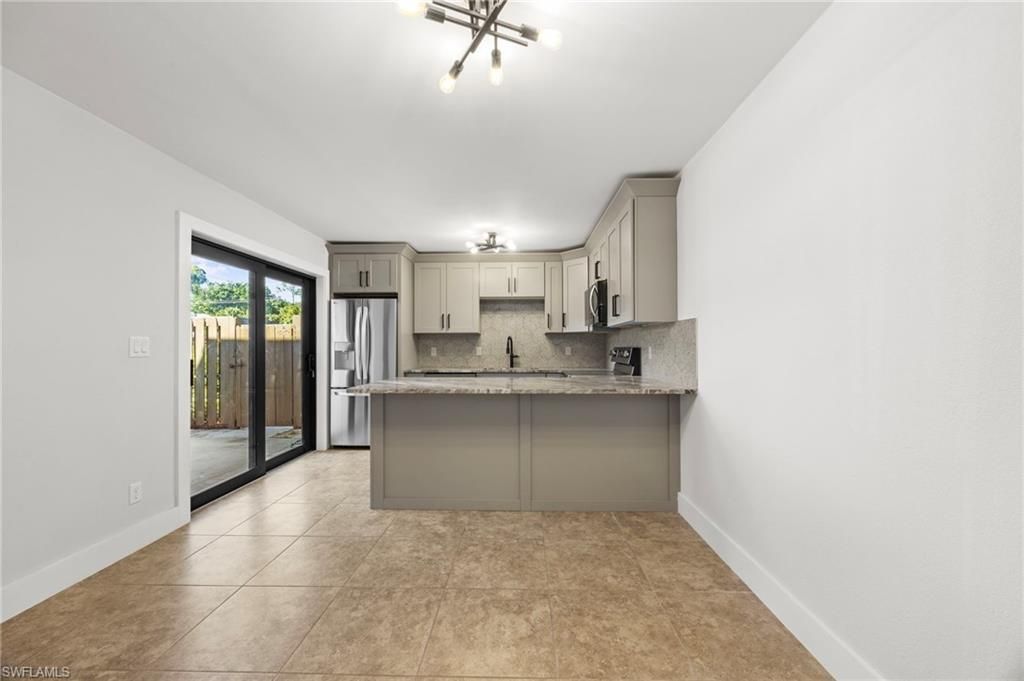 1569 Park Meadows Dr, Unit 2, Fort Myers, FL 33907 Photo