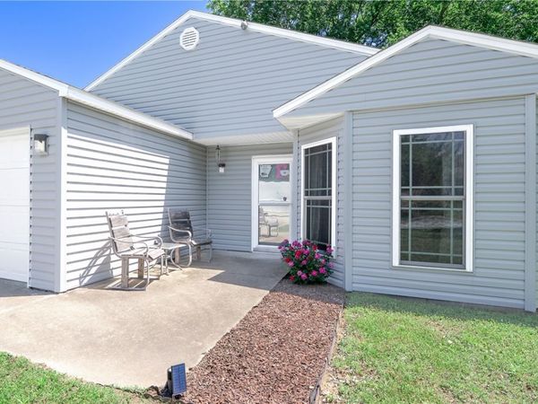1210 Spring Street, Bentonville, AR 72712