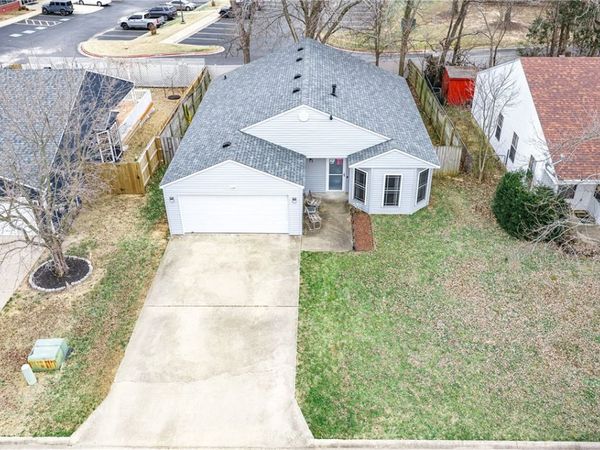 1210 Spring Street , Bentonville, AR 72712