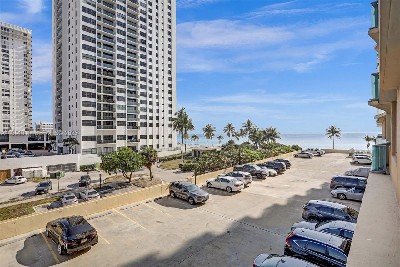 2501 S Ocean Dr, Unit 302, Hollywood, FL 33019 Photo