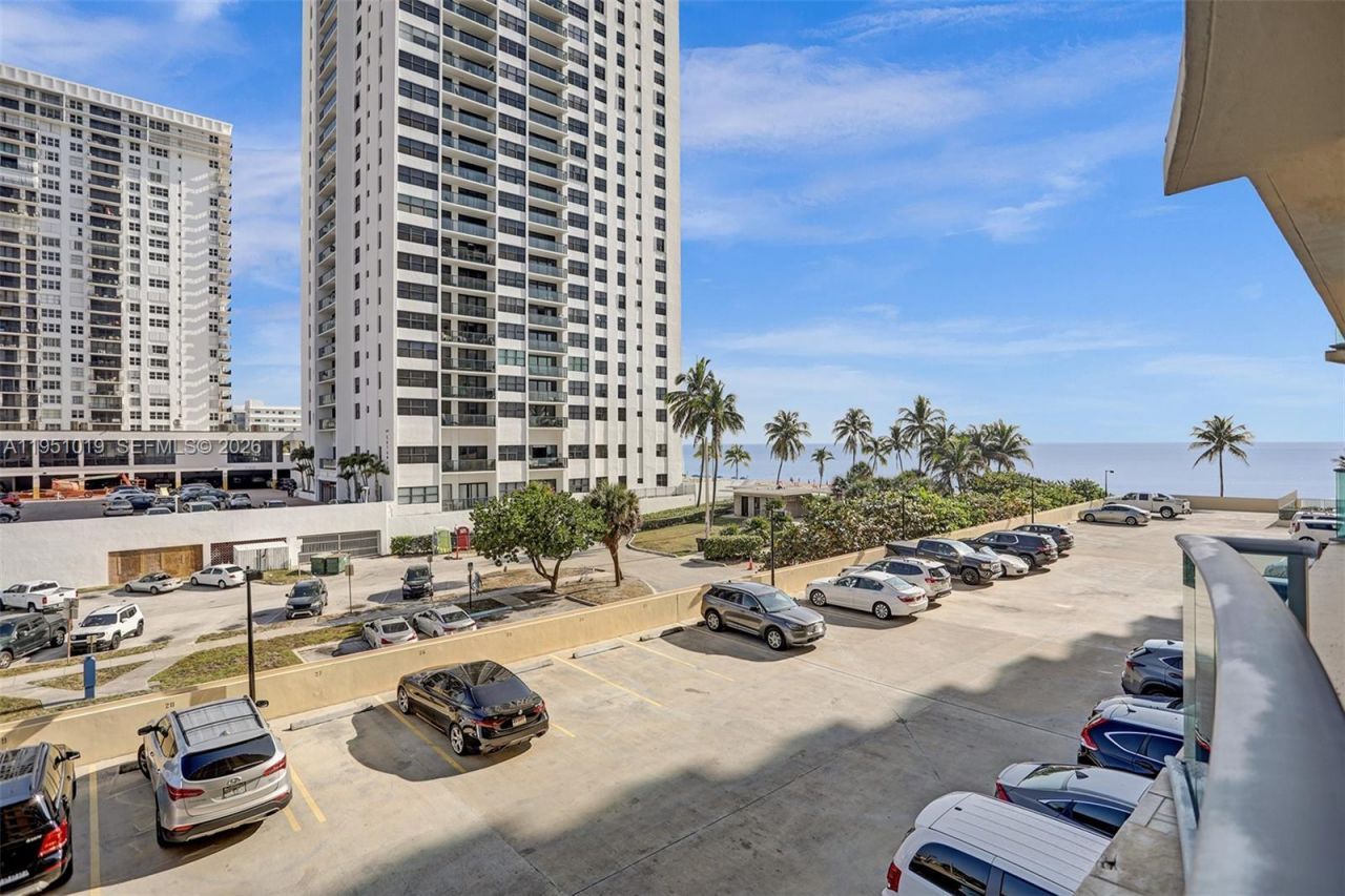 2501 S Ocean Dr, Unit 302, Hollywood, FL 33019 Photo