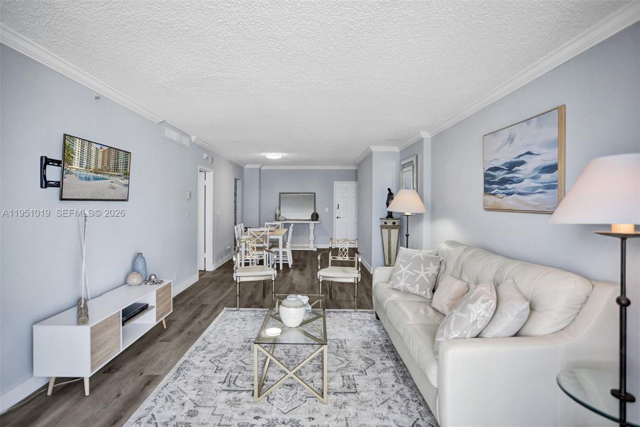 2501 S Ocean Dr, Unit 302, Hollywood, FL 33019 Photo