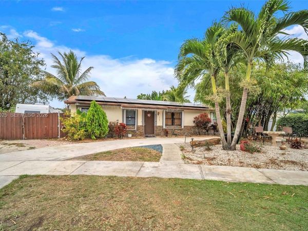 1765 SW 3rd Ct, Homestead, FL 33030