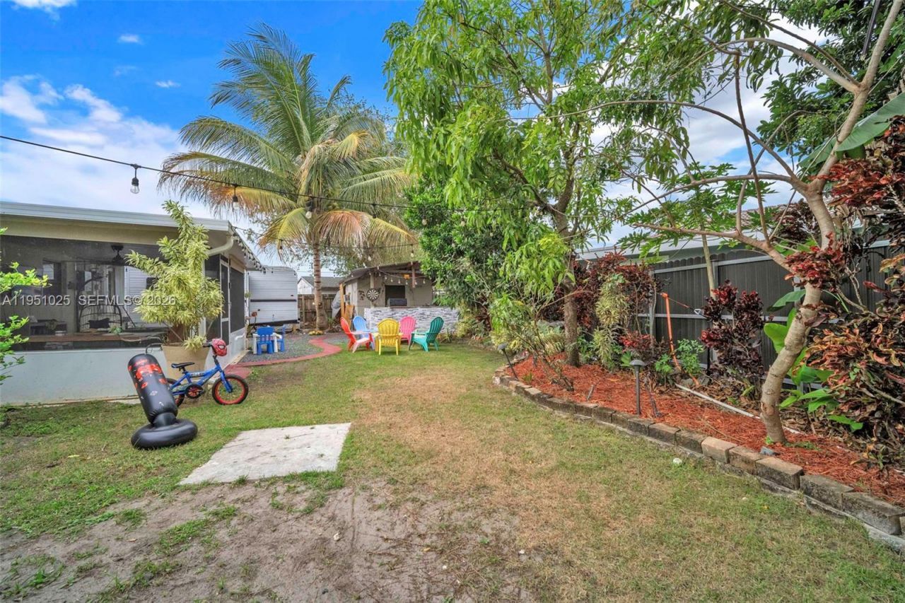 1765 SW 3rd Ct, Homestead, FL 33030 Photo