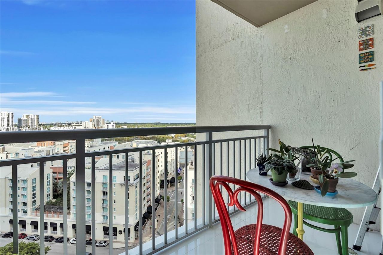 9055 SW 73rd Ct, Unit 1205, Miami, FL 33156 Photo