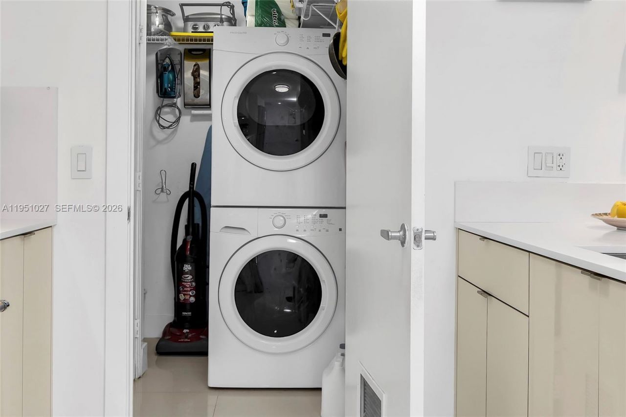 9055 SW 73rd Ct, Unit 1205, Miami, FL 33156 Photo