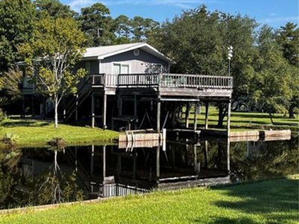 59070 MURIEL Lane, Lacombe, LA 70445