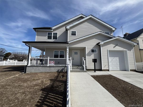 403 S Bayview Avenue, Freeport, NY 11520