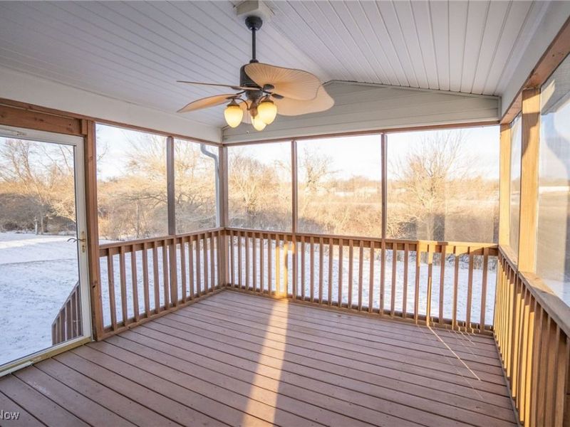 4662 Helmsworth Drive NE, Canton, OH 44714 Photo 13