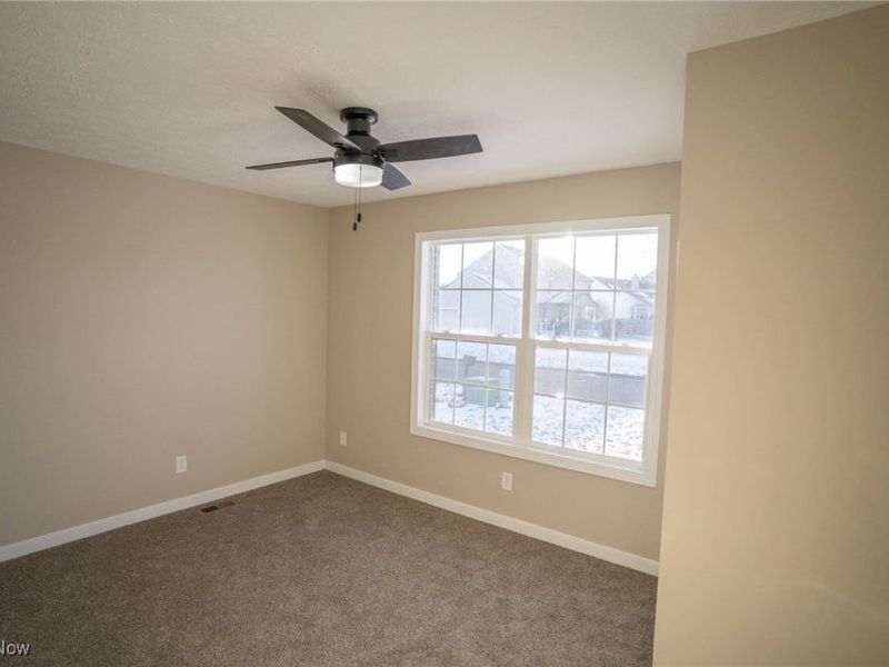 4662 Helmsworth Drive NE, Canton, OH 44714 Photo 21