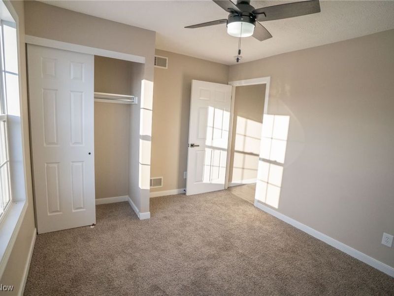 4662 Helmsworth Drive NE, Canton, OH 44714 Photo 22