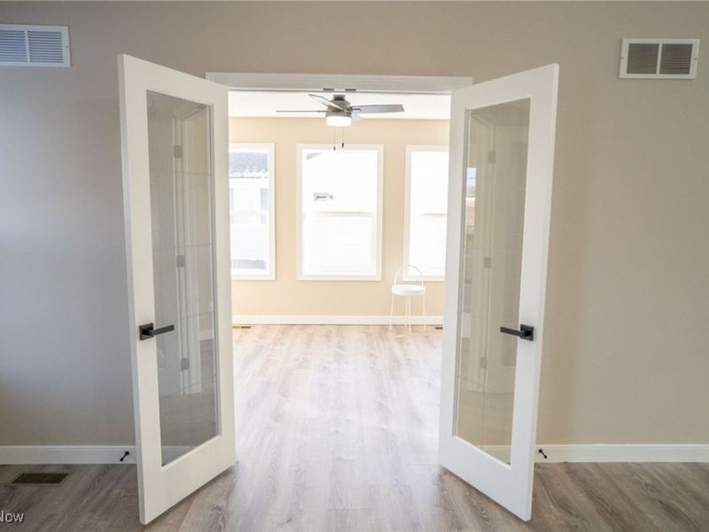 4662 Helmsworth Drive NE, Canton, OH 44714 Photo 6