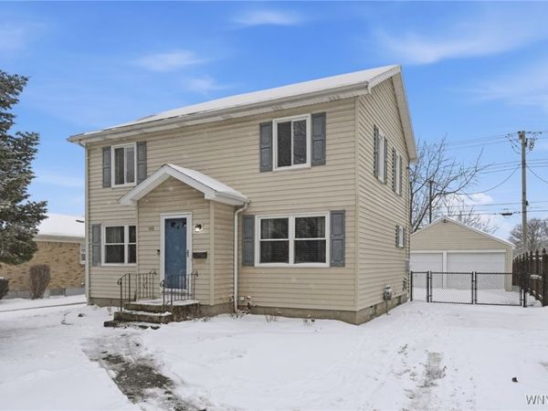 100 Beverly Drive, Depew, NY 14043