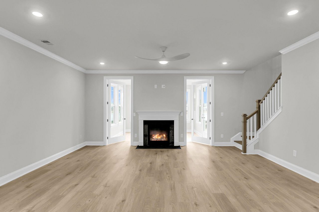 789 Maynard Lane Photo 14
