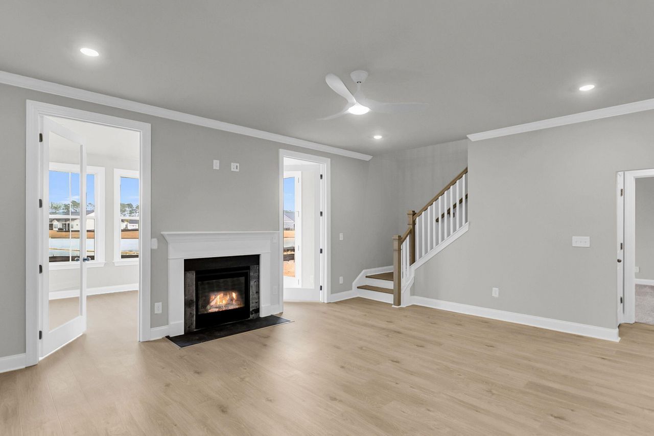 789 Maynard Lane Photo 15