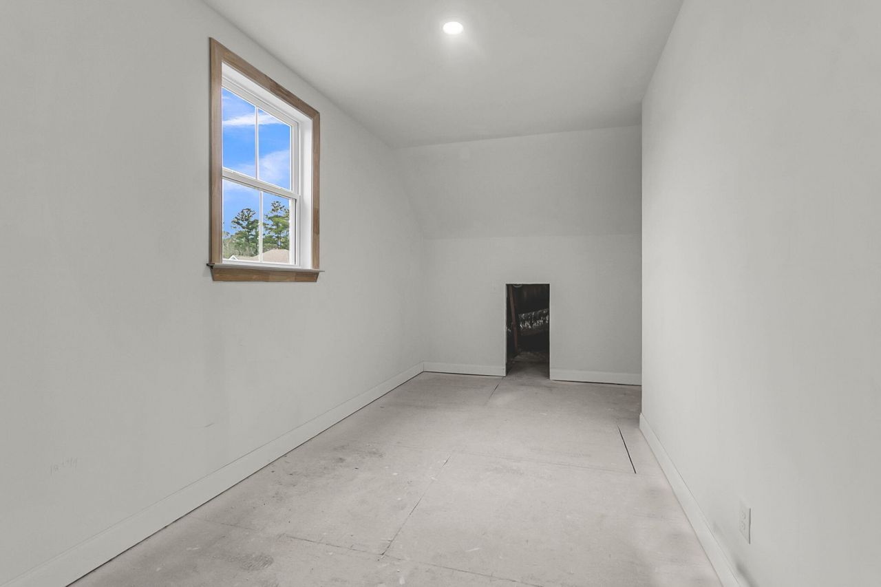 789 Maynard Lane Photo 35