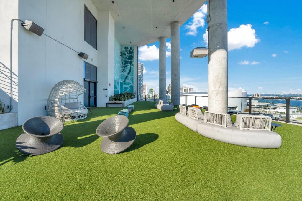 398 NE 5th Street, Unit 2403, Miami, FL 33132 Photo