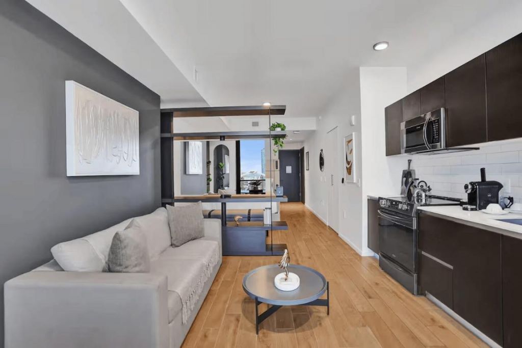 398 NE 5th Street, Unit 2403, Miami, FL 33132 Photo