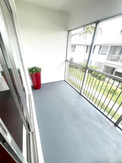 2211 NE 67th Street, Unit 1128, Fort Lauderdale, FL 33308 Photo