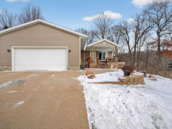31681 Spring Avenue, New Hartford, IA 50660