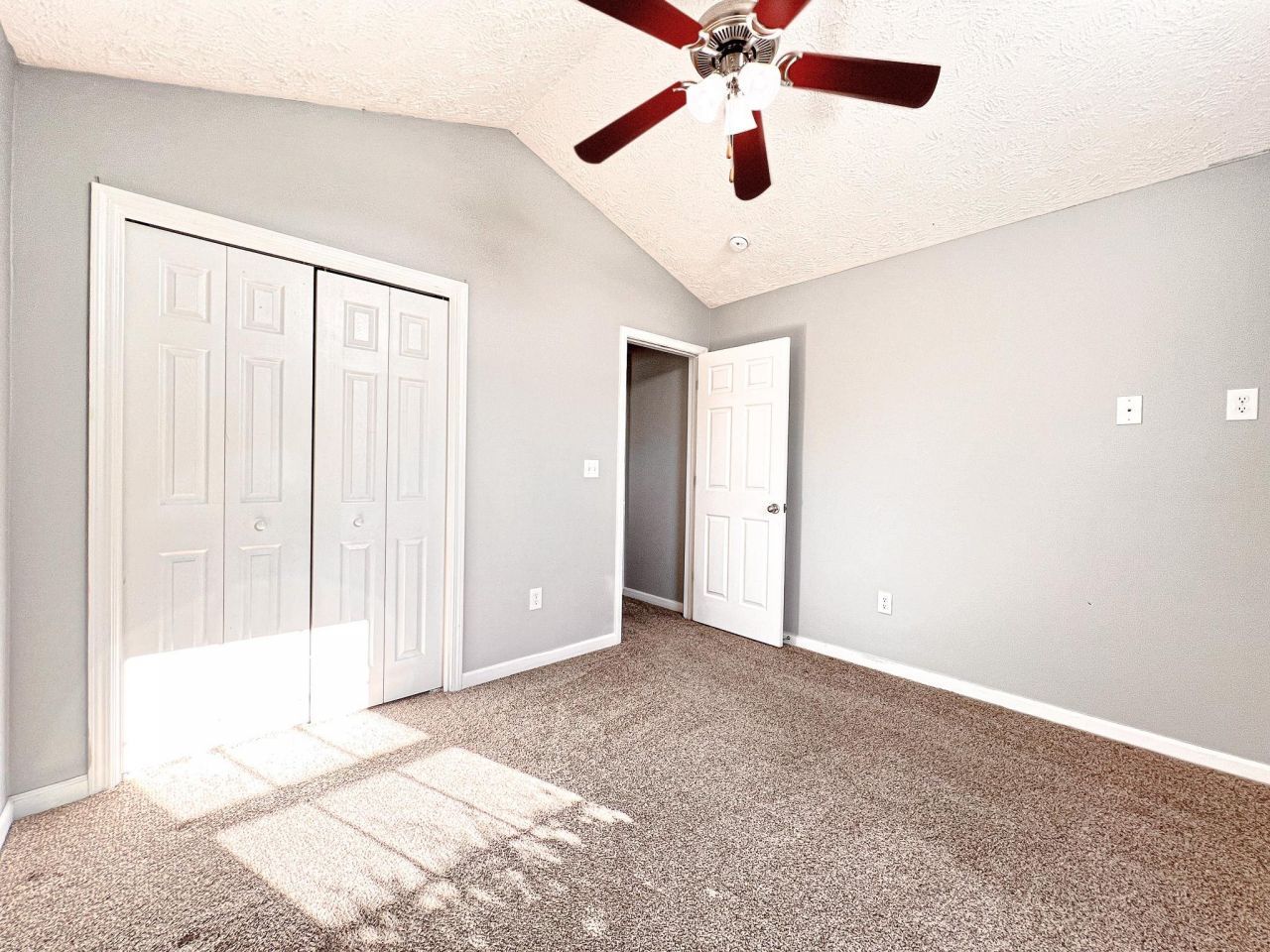 172 River Reach Dr. Photo 16